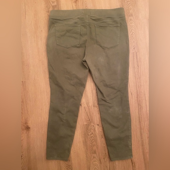 Old Navy Jeans Bundle - size 18 - Picture 8 of 8